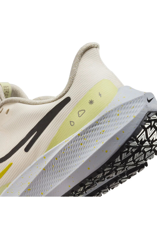 Air zoom Pegasus Shield - 4