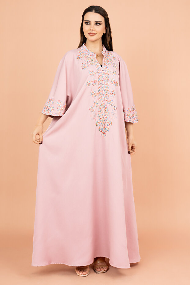 جلابية سادة بمقاسات حرة مع تطريز معقد - 1