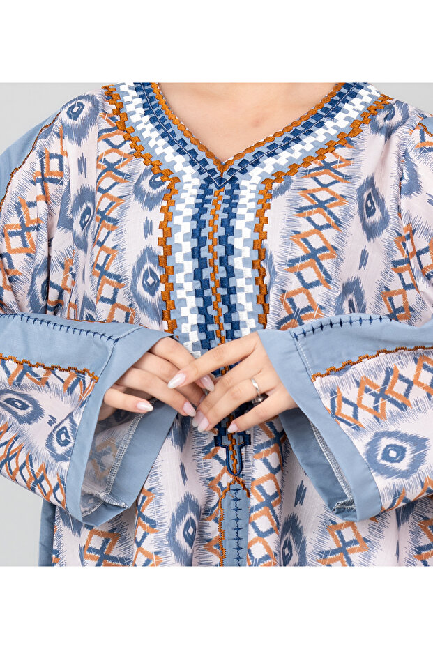 Abstract Pattern Embroidered Jalabiya - 2