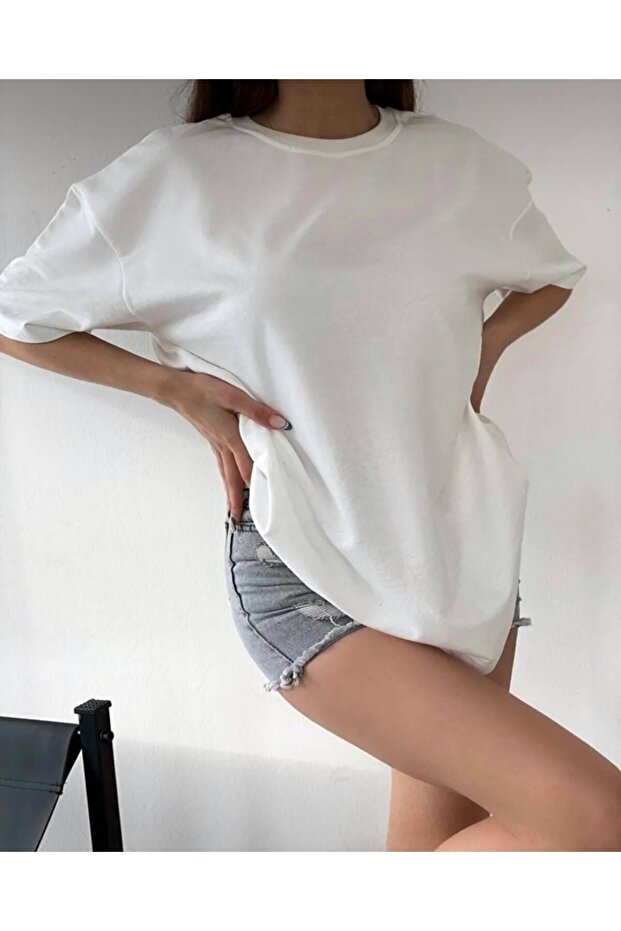 Women's White Plain Unprinted Oversize T-Shirt
