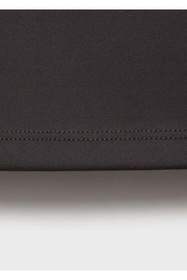 Kayık yakalı askılı bluz - 6