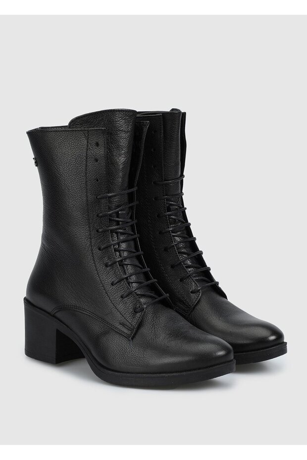 Siyah Deri Kadın Bot - 2