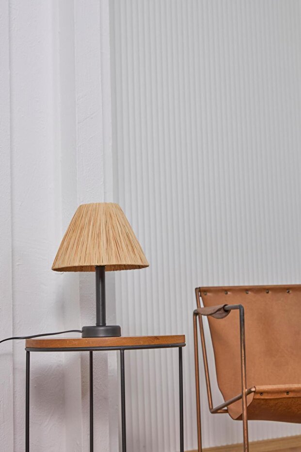 مصباح طاولة سلكي ذو ساق سوداء من الرافية - 2