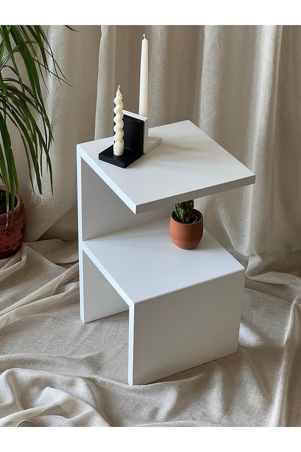 Minimal Yan Sehpa - 1