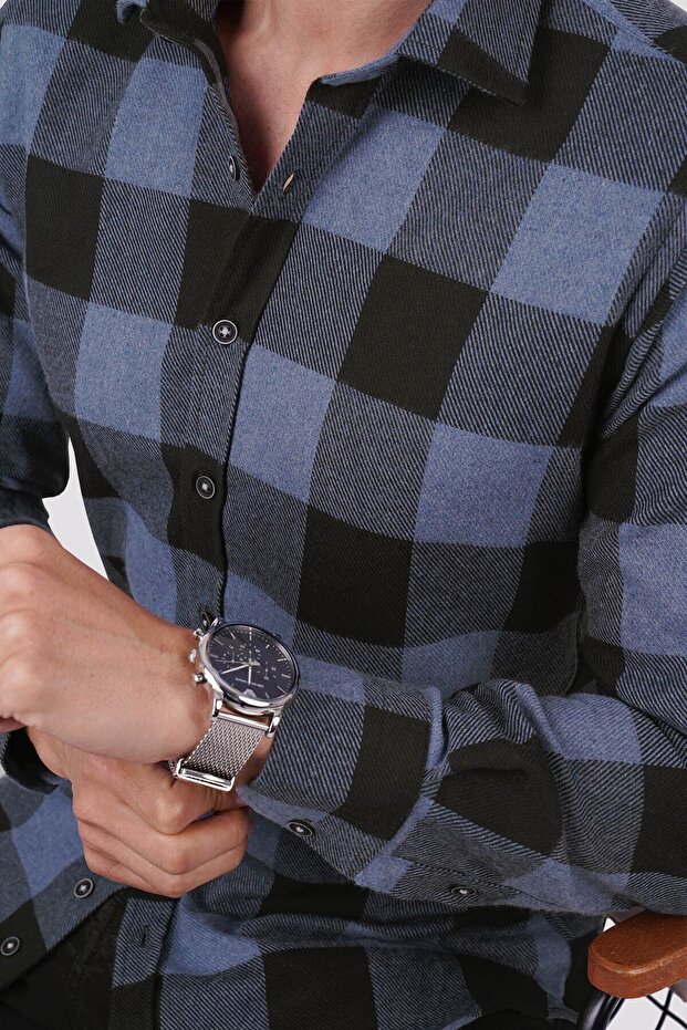 قميص حطاب Slimfit منقوش باللون الأزرق والأسود مع صندوق هدايا