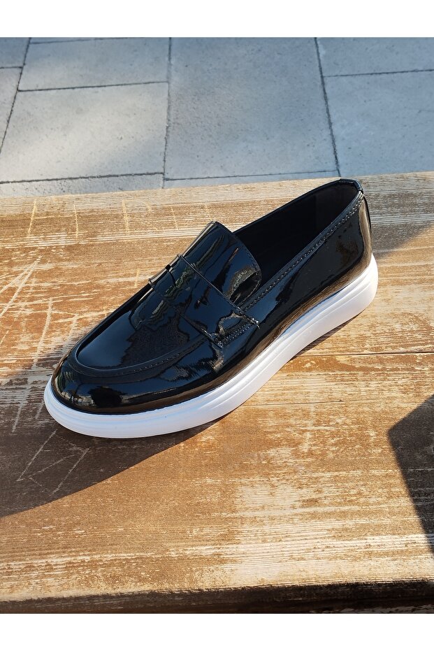 Men's Summer Ballerina Shoes Poly and Light Sole Comfortable Mold Patent Leather Shiny and White Sole