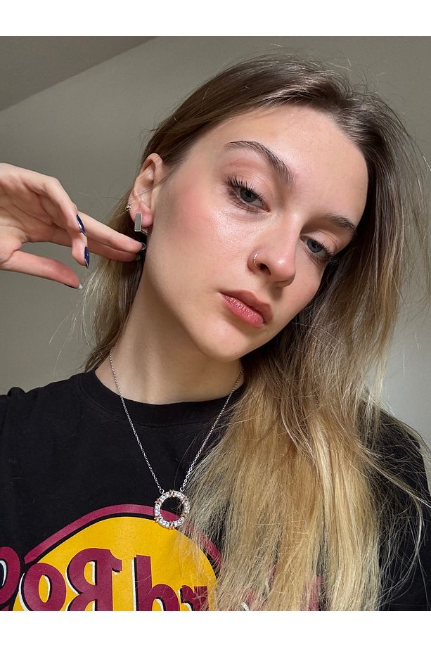 Kare Küpe - 1
