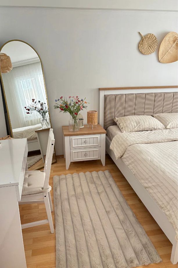 Linio 8053 Bej Peluş Post, Kaymaz Taban, Yıkanabilir - 1