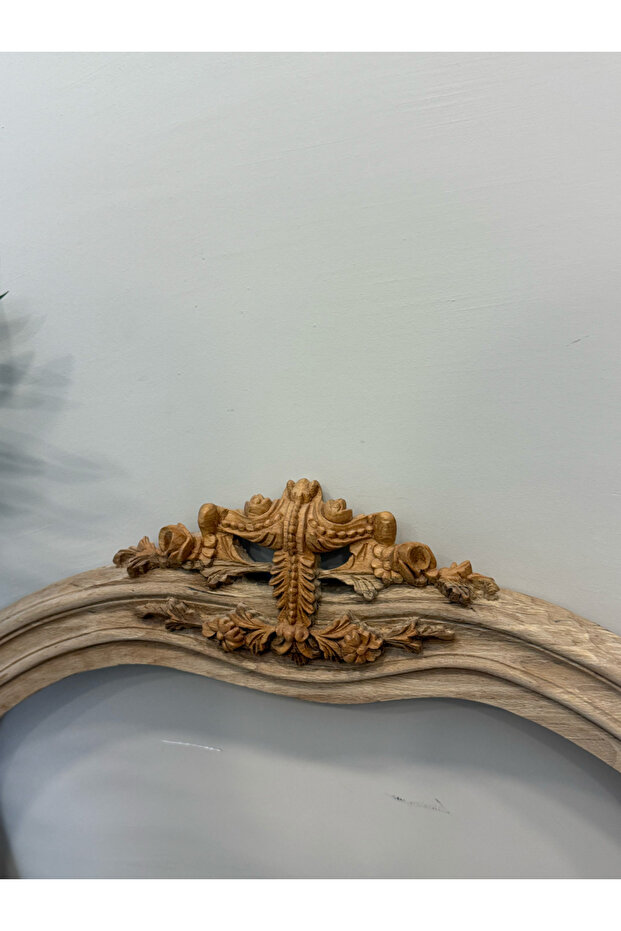 KLASİK AHŞAP OYMALI BERJER - 5