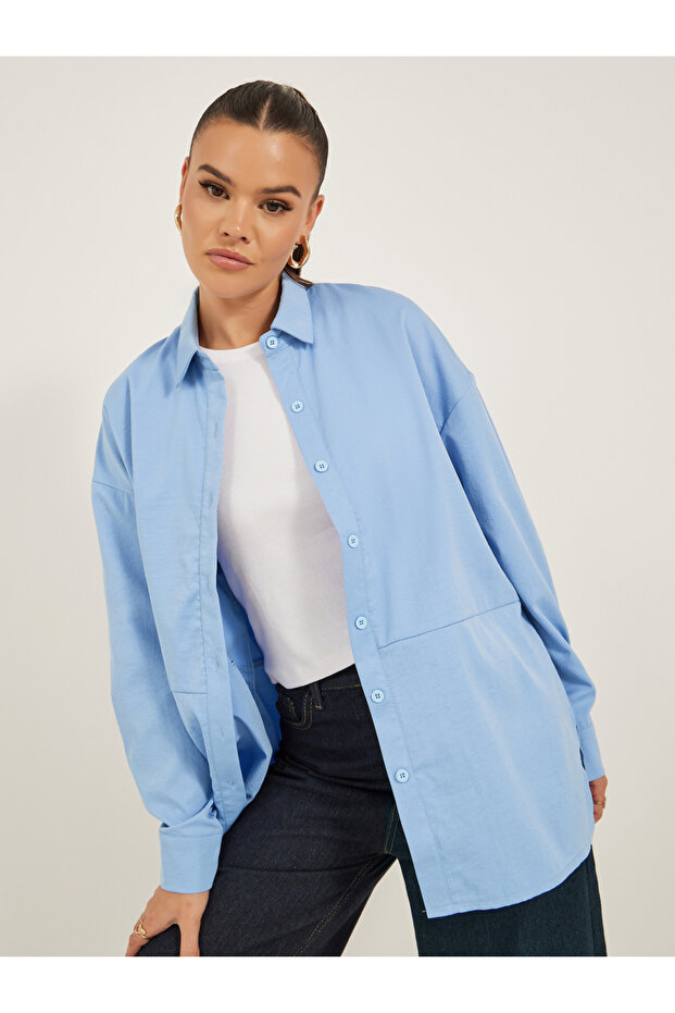 قميص طويل سادة كبير الحجم بياقة واسعة - 1