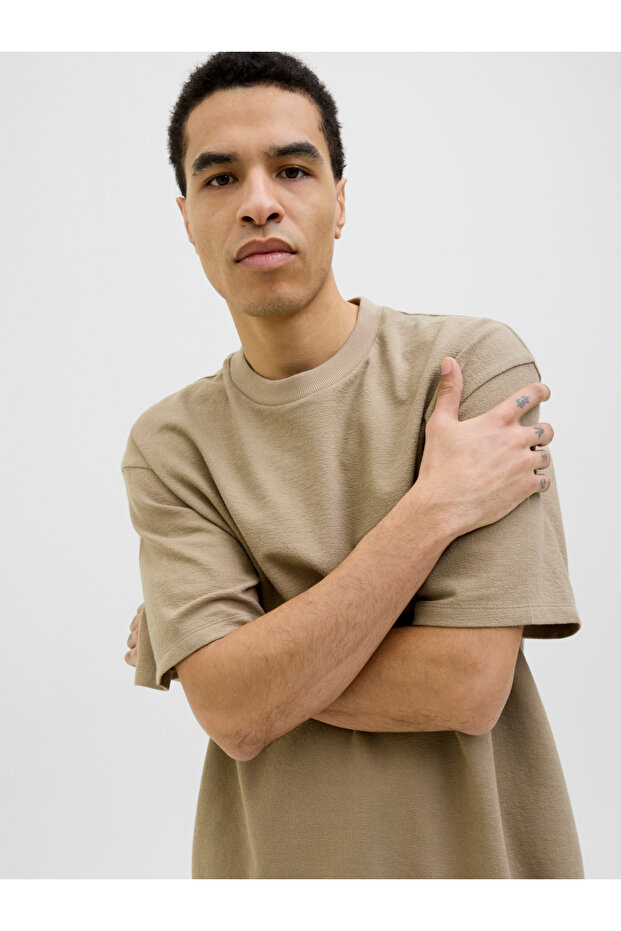 تي شيرت سادة برقبة دائرية - 1