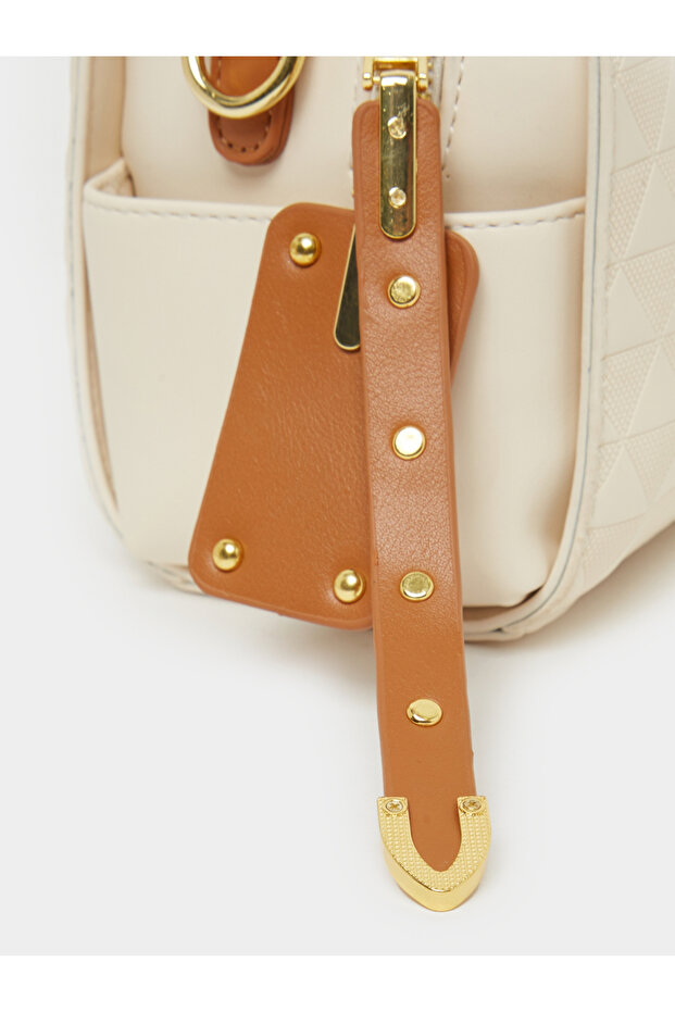 حقيبة يد بنمط ماسي مزخرف مع حزام قابل للتعديل - 4