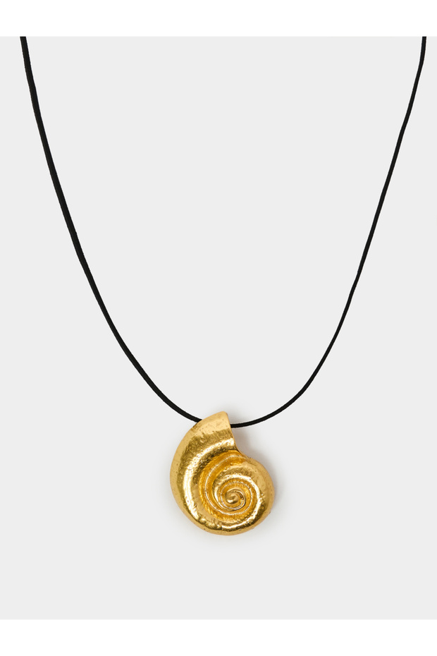 قلادة صدفية - 2