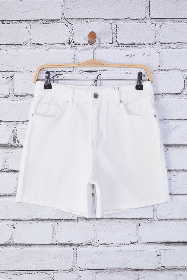 Beyaz Yüksek Bel City Boy Denim Şort TWOSS25SR00172 - 5