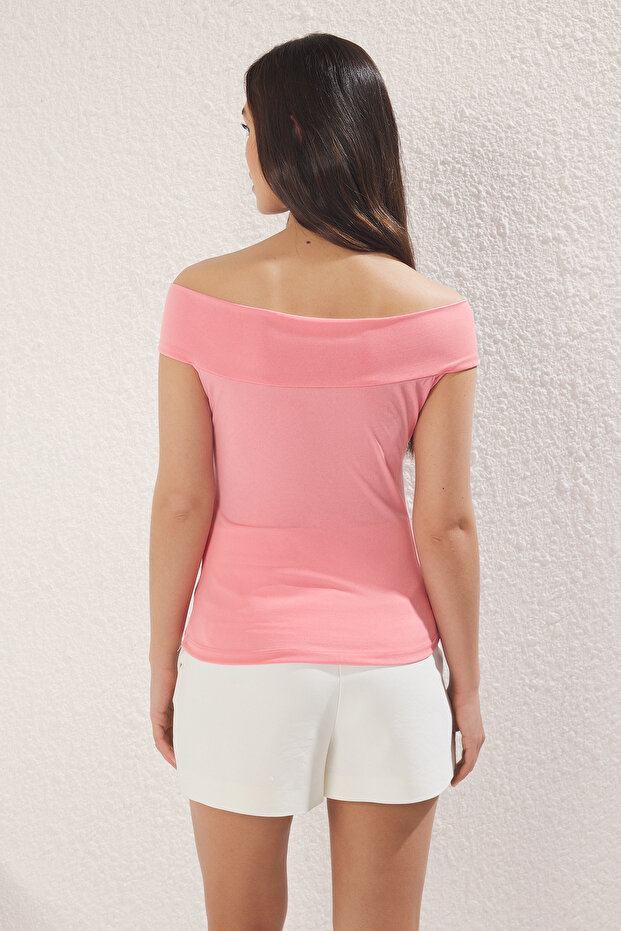 Pembe Gül Detaylı Fitted/Vucuda Oturan Esnek Örme Bluz TWOSS25BZ00041 - 4
