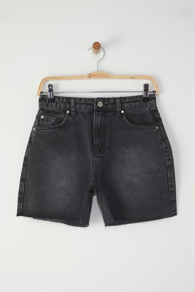 Siyah Paça Kesikli Yüksek Bel City Boy Denim Şort TWOSS25SR00177 - 5
