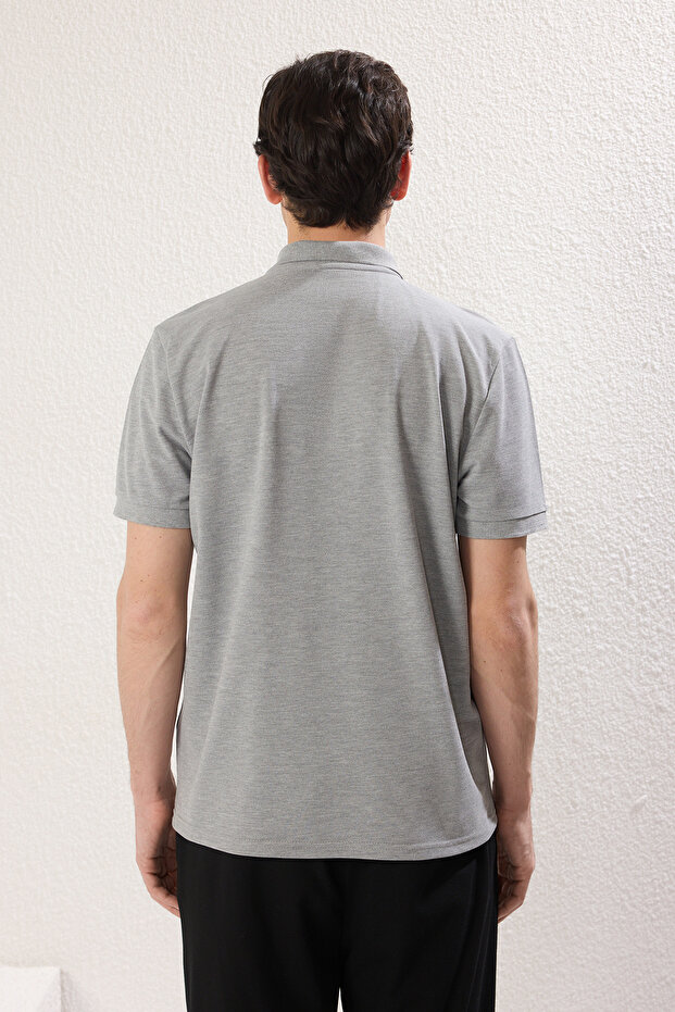 Gri Melanj Regular/Normal Kesim At Nakış Detaylı Polo Yaka T-shirt TMNSS25PO00017 - 6