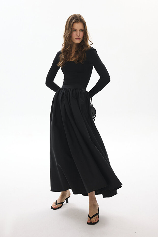 Flera Balloon Black Skirt