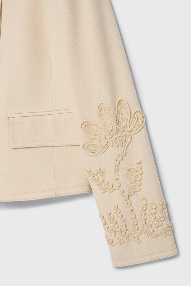 Nakış Detaylı Ceket - 8