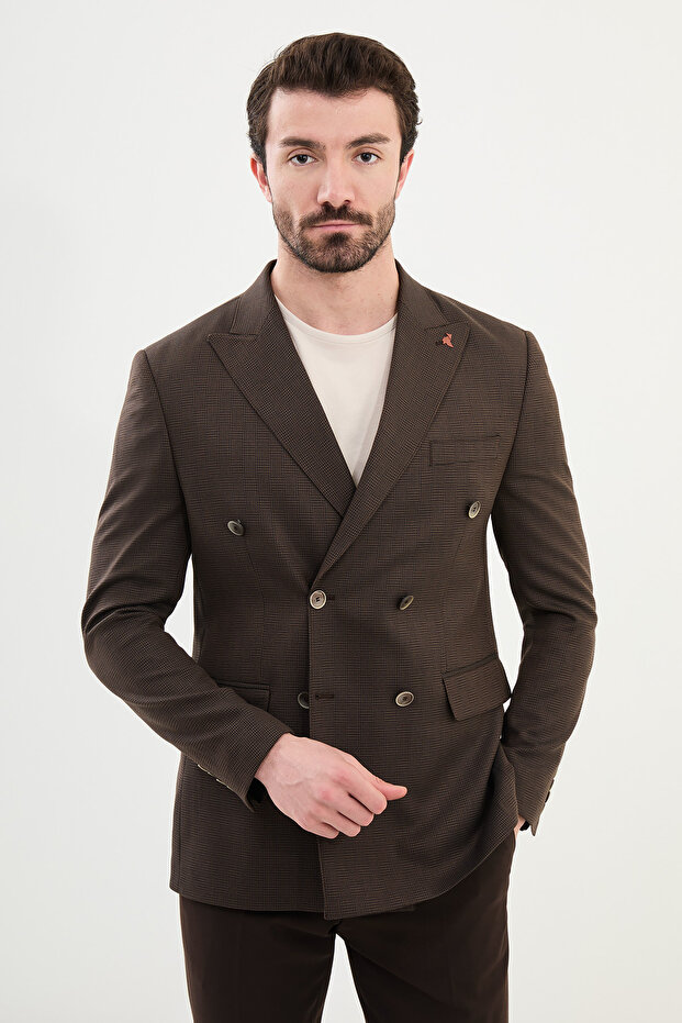 Suit Pointed Collar - 1