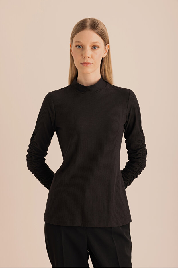 Büzgü Detaylı Örme Body - 2