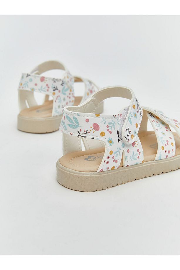 LCW STEPS Beyaz Çiçek Baskılı Kız Bebek Sandalet - 5