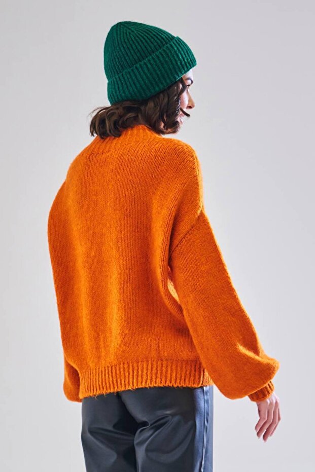 DİK YAKA BALON KAZAK - 2