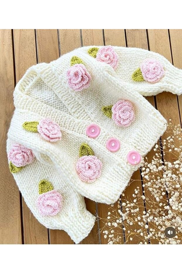 Gül motifli kız çocuk hırka, el örgüsü, tasarım - 1