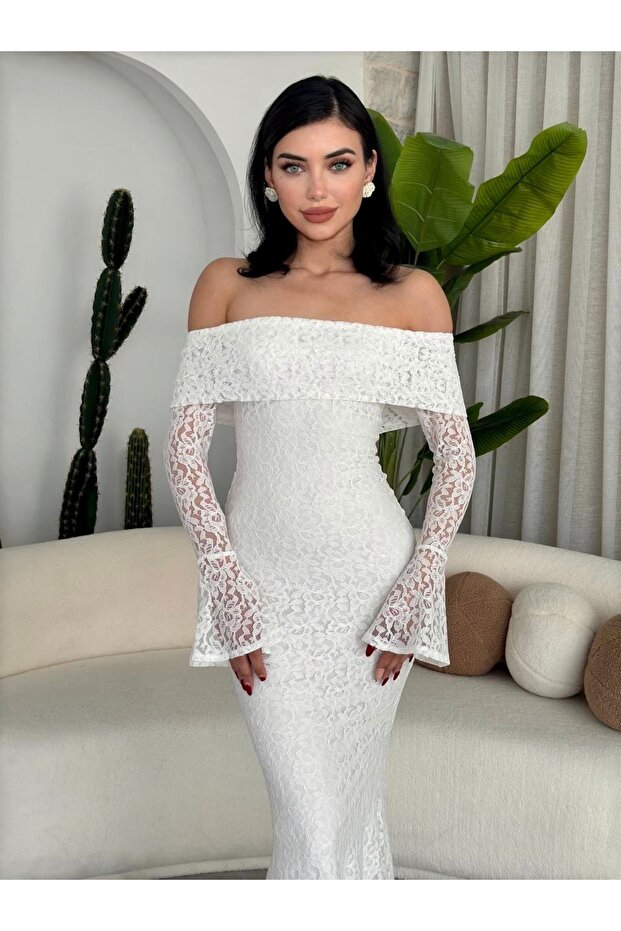 White Madonna Collar Lace Long Dress