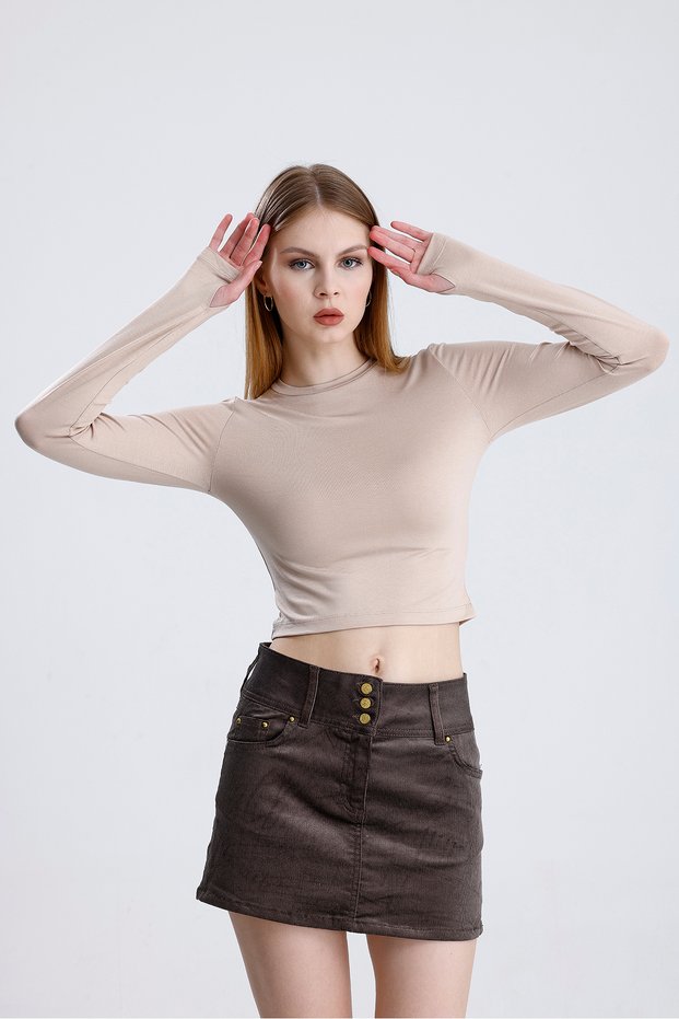 Women's Crop Cream Finger Detailed Blouse