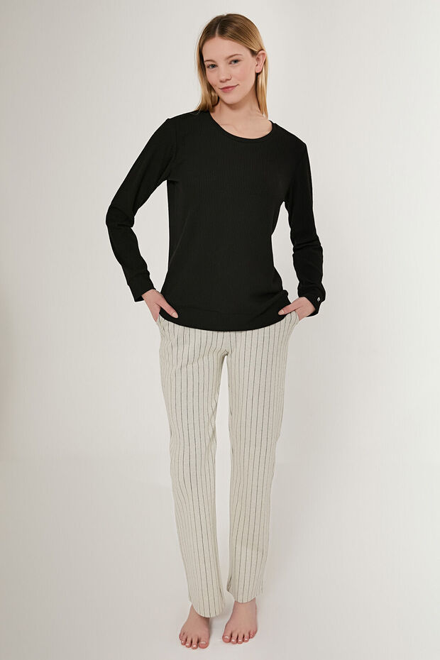Star Black Women's Long Sleeve Pajama Set