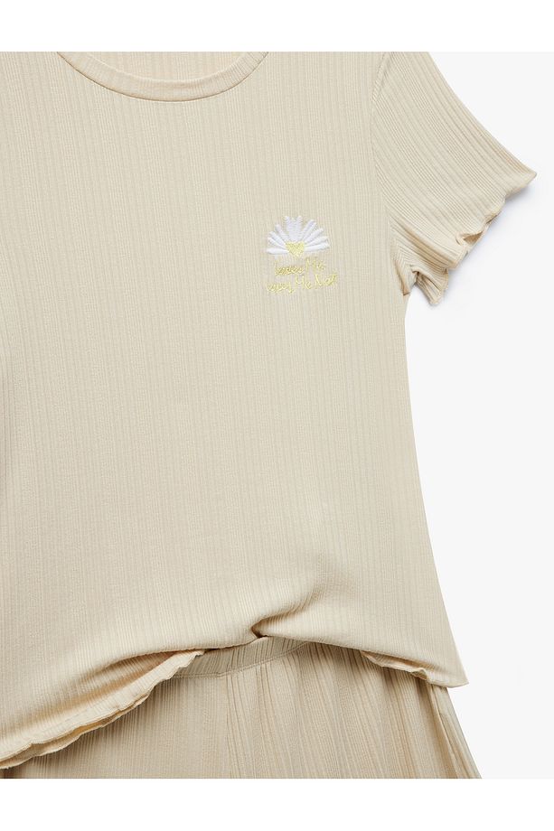 Modal Kumaş Ribanalı Kısa Kollu Şortlu Pijama Takımı - 5