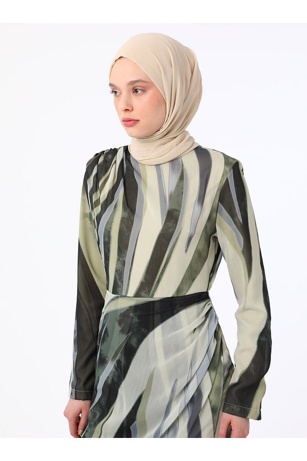 Drape Detaylı Haki Zebra Desenli Tesettür Elbise - Refka - 4
