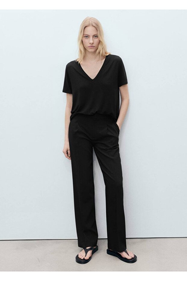 V yakalı tişört - 2