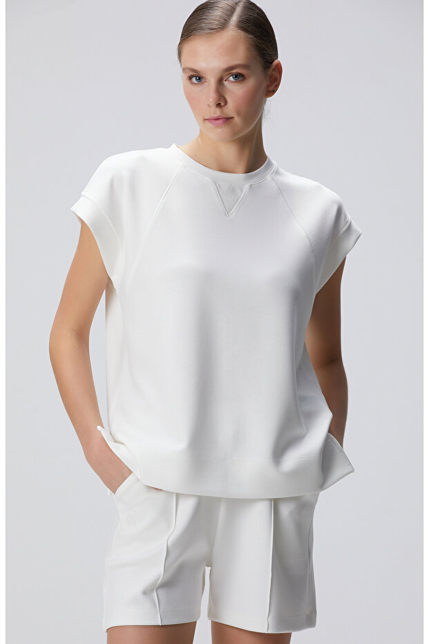 Kırık Beyaz Sweatshirt - 1