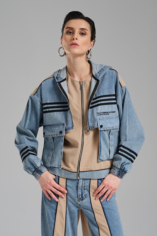Women's Two Color Garnish Removable Design Jacket and Vest