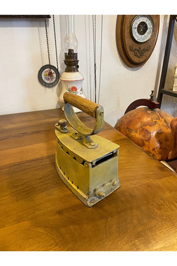 Antika kömürlü ütü - 4