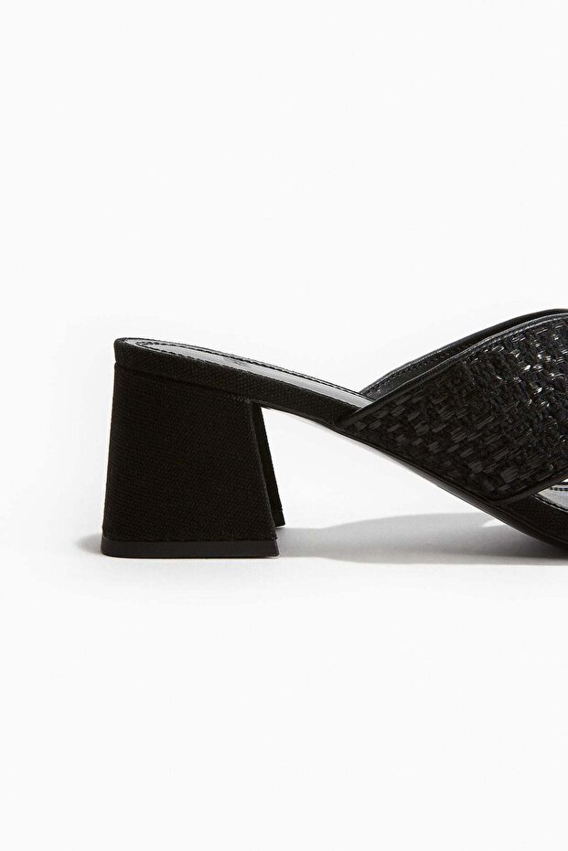 Textured mules