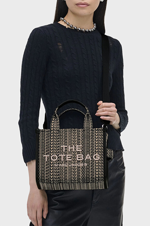 Small Tote Monogram Jakarlı Çıkarılabilir Askılı Çanta ÇANTA 2F4HTT016H05 261 - 2