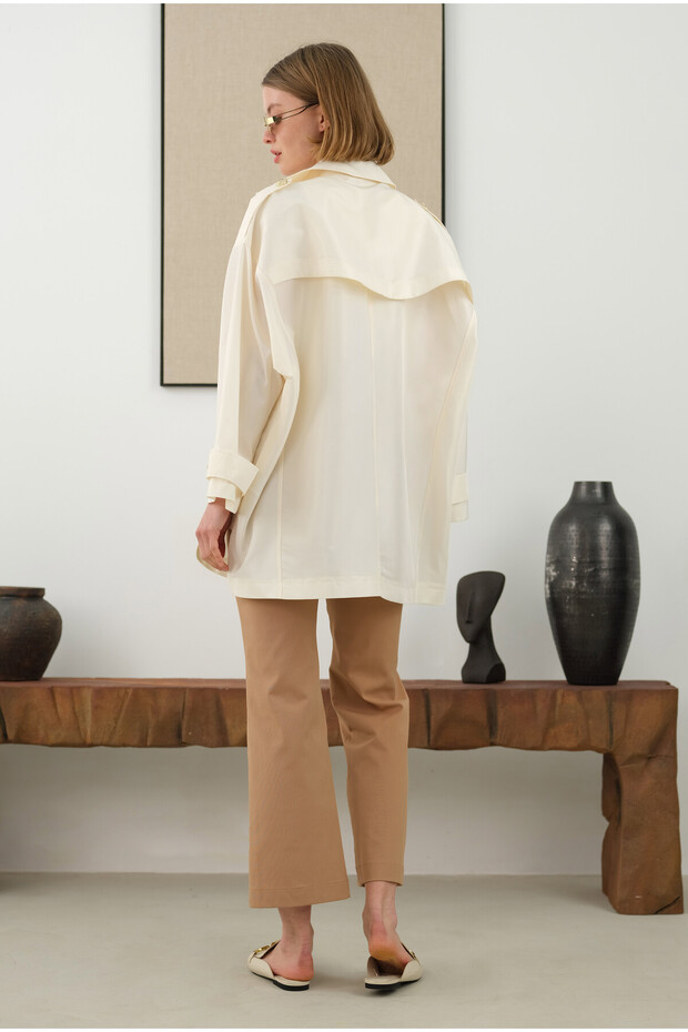 Epaulette Taffeta Jacket - Bone Model - 4