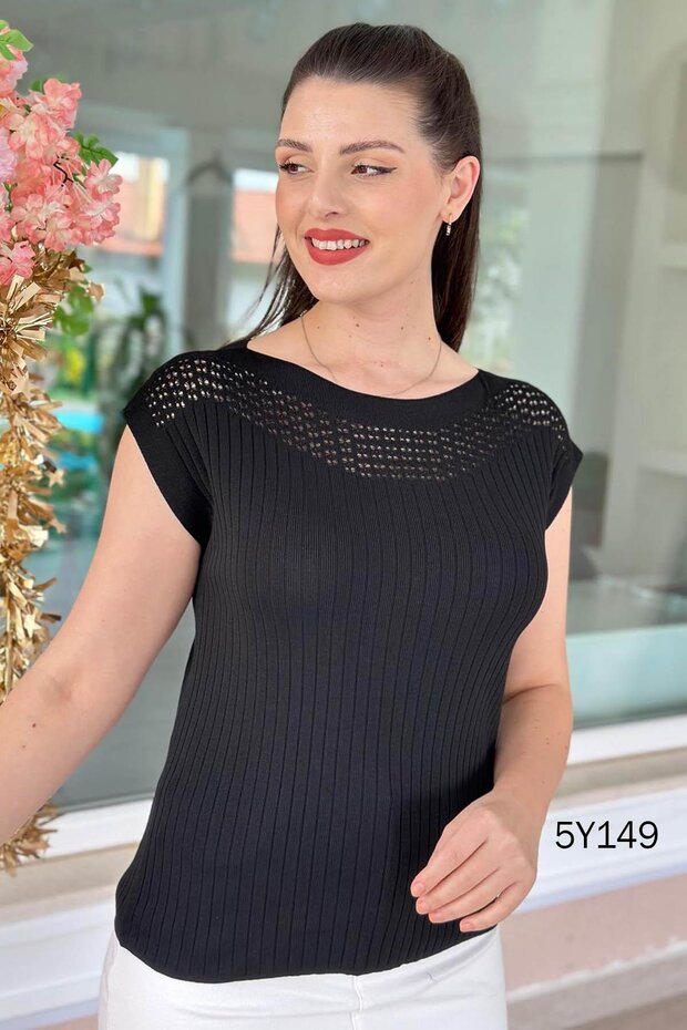 Boat Neck Openwork Knitwear Blouse 5Y149