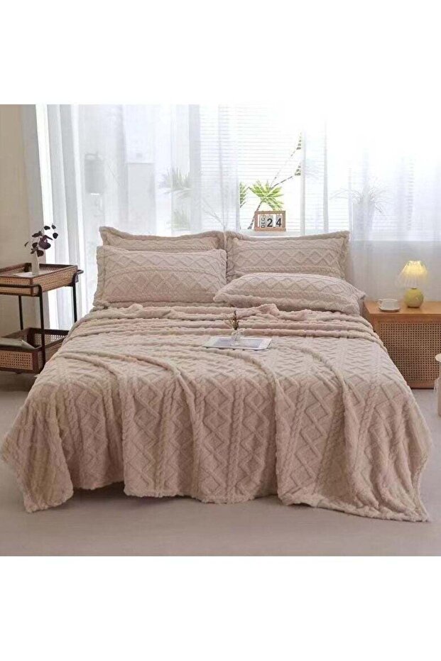 SOFT & FLUFFY 3PCS BLANKET SET KINGSIZE, 1 BLANKET & 2 PC PILLOW COVER - BEIGE
