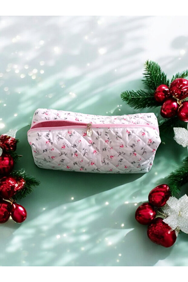 Travel Makeup Bag for Mini Rose Pattern Hair Stylers - Quilted Bag - XXL