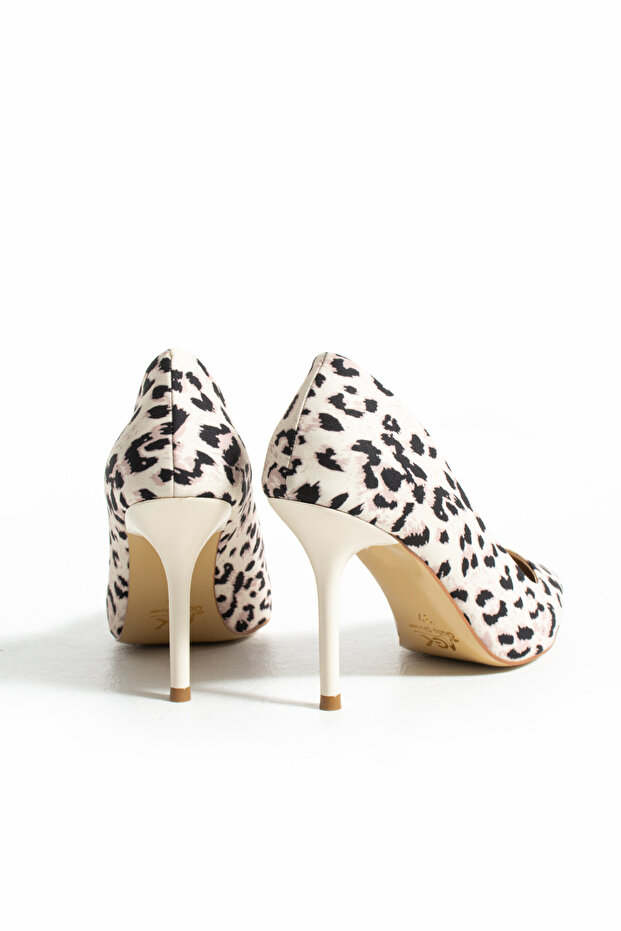Bej Leopar Desenli Vegan Deri Stiletto–Sivri Burun, 9cm İnce Topuk, Şık ve Konforlu Kadın Ayakkabı - 3