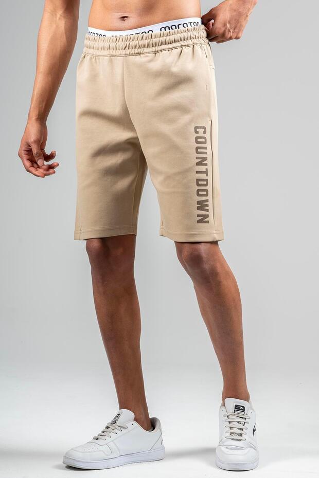 شورت رجالي عادي بلون الفرو الفاتح - 1