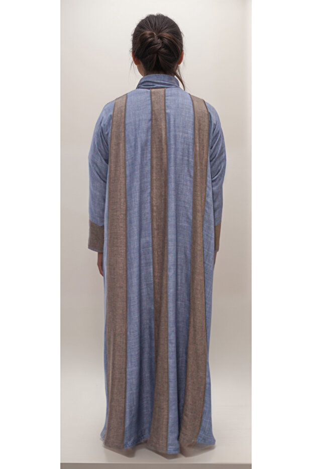 Multi-colored linen abaya with rectangular linings along the length of the abaya made of the same fabric - 2