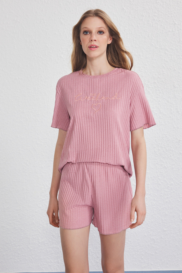 Gül Kurusu Slogan ve Kalp Nakışlı Fitilli Şortlu Örme Pijama Takımı THMSS25PT00402 - 3