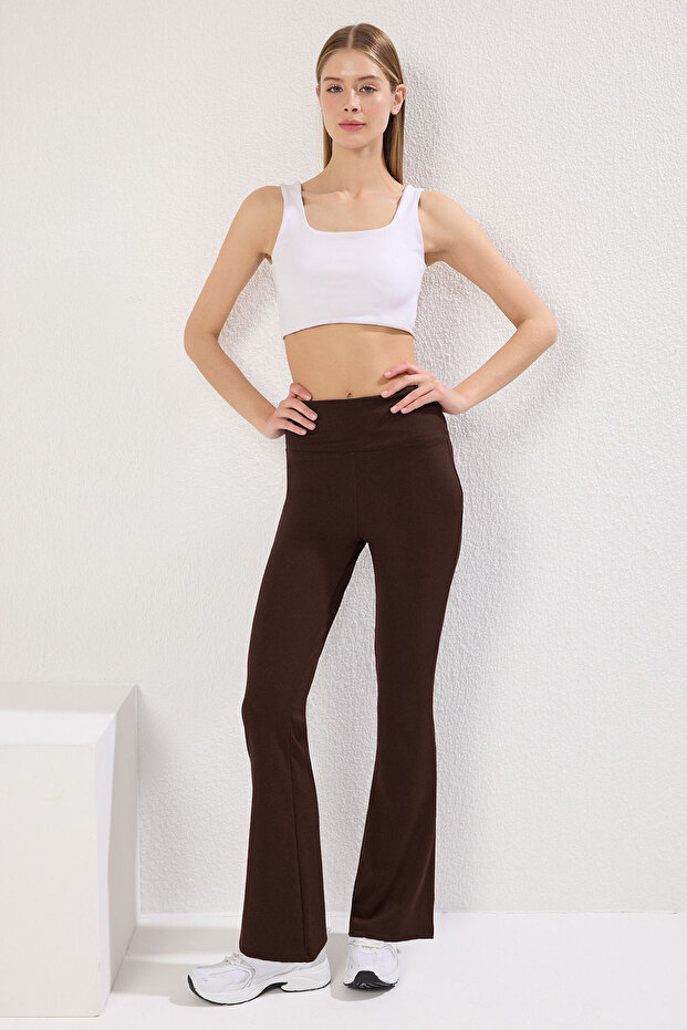 Ciemnobrązowe prążkowane legginsy sportowe do jogi, dzianinowe, hiszpańskie, TWOAW23TY00011 - 2