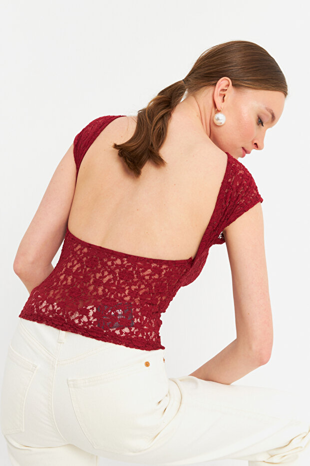 Women's Burgundy Backless Lace Blouse Zh04