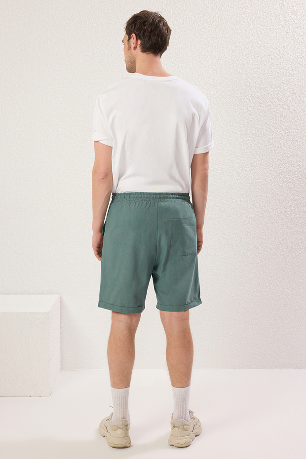 Koyu Yeşil Regular Fit %100 Pamuklu Beli Bağlamalı Şort & Bermuda TMNSS25SR00003 - 4